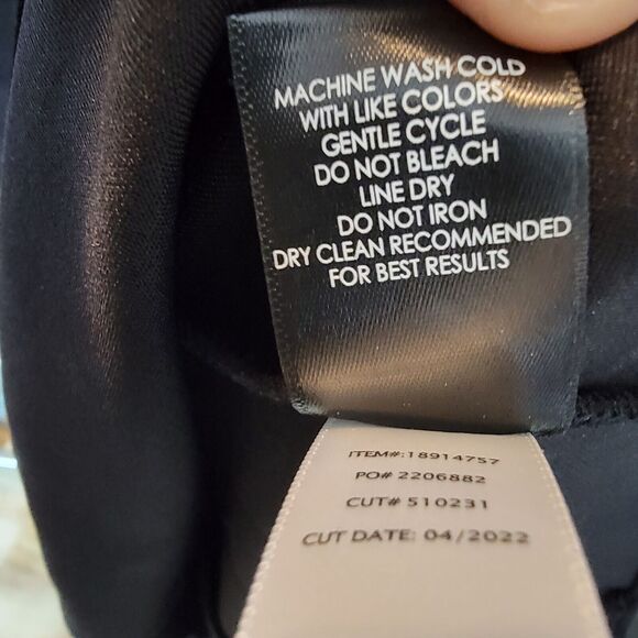 Torrid Black Coated Scuba Dress 0X Large 12 NWT Slimming Stretch Pockets At Knee - Picture 10 of 12